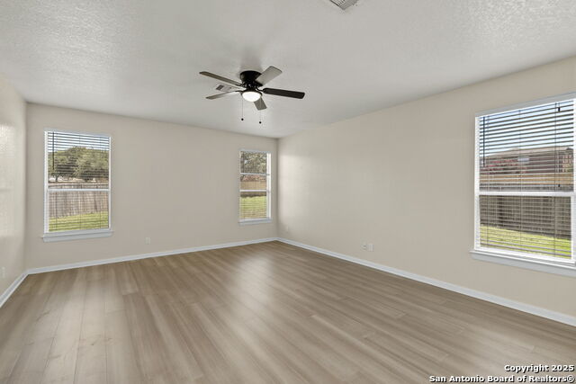 213 Springtree Parkway Property Photo 20