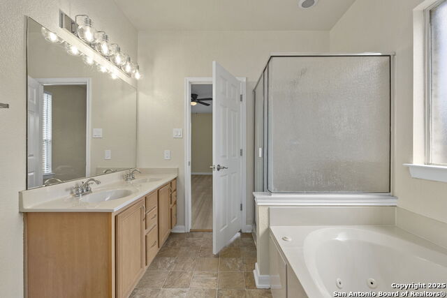213 Springtree Parkway Property Photo 23