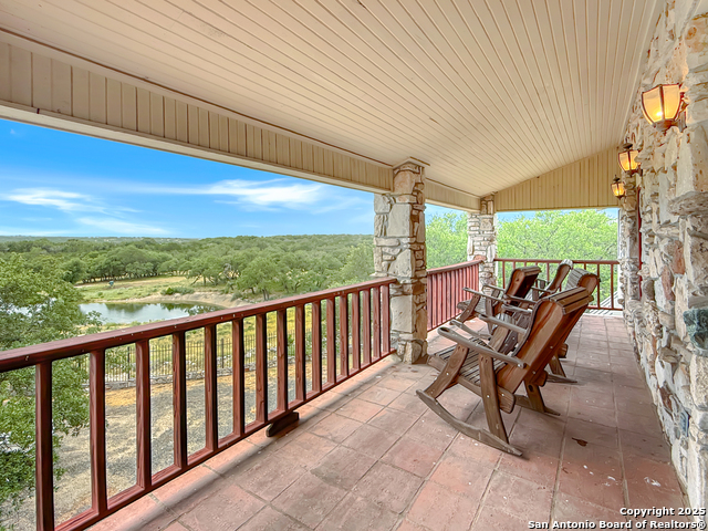 1305 Camino Real Property Photo 3
