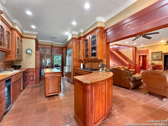 1305 Camino Real Property Photo 6