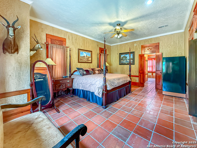 1305 Camino Real Property Photo 10