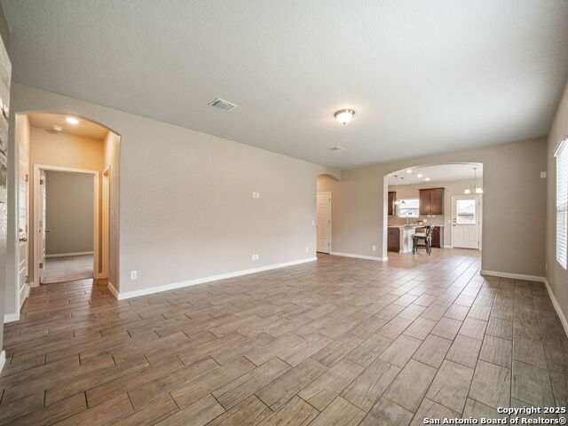 754 Farmers Dell Property Photo 6