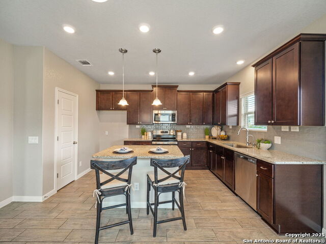 754 Farmers Dell Property Photo 8