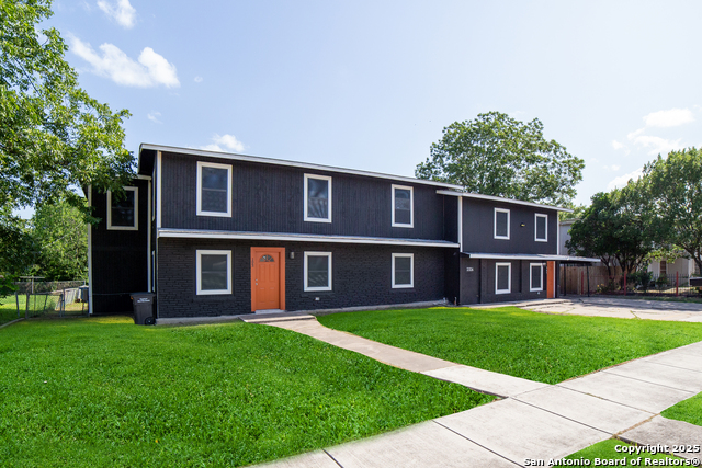 2326 Cincinnati Property Photo 1
