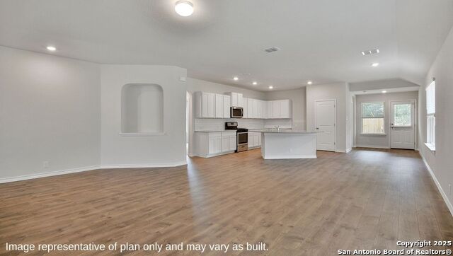 14859 Sabine Loop Road Property Photo 5
