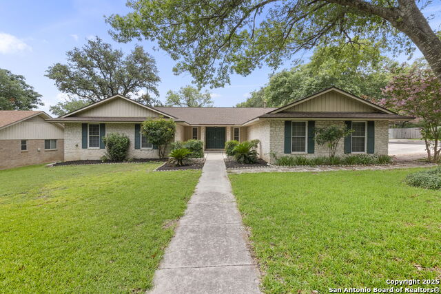 8318 Heraldry St. Property Photo 1