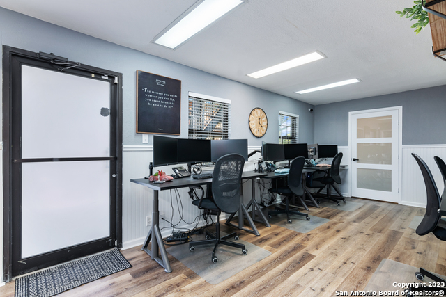 2023 Lockhill Selma Property Photo 9