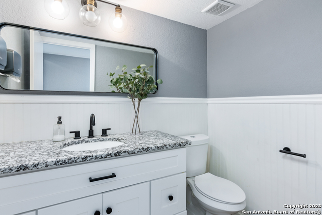 2023 Lockhill Selma Property Photo 16