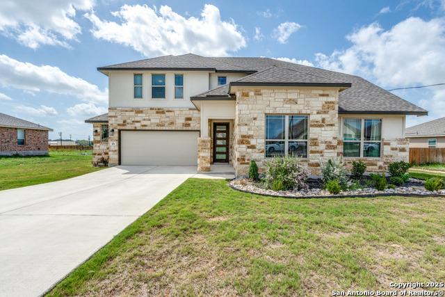 109 Willow Oak Property Photo 1