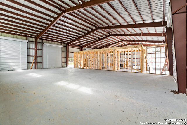 114 W First St Property Photo 8