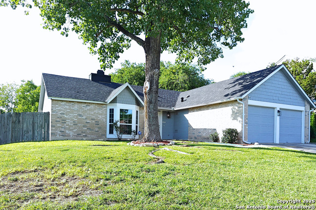 6807 Raintree Frst Property Photo 1