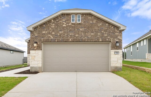 2083 Green Ash Avenue Property Photo 1