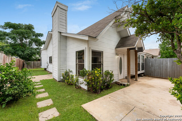 9611 Simplicity Dr