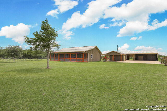 891 Hopkinsville Rd