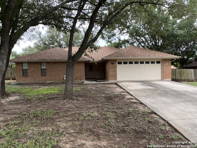 157 Guadalupe River Dr Property Photo 1