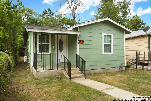 2920 Tampico Property Photo 1