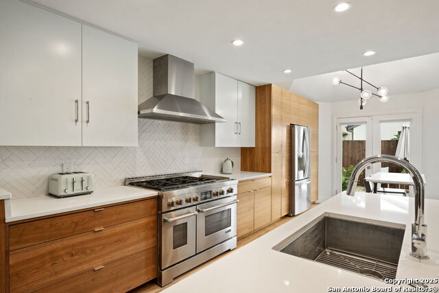3467 River Way Property Photo 1