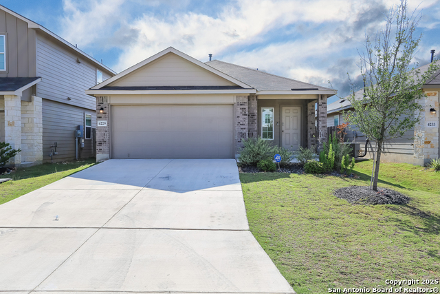 4229 Blue Granite Property Photo 1