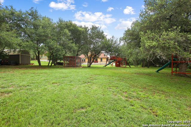 335 Mill Run Property Photo 10