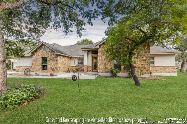 205 Sendera Crossing (1.387 Acres) Property Photo 1
