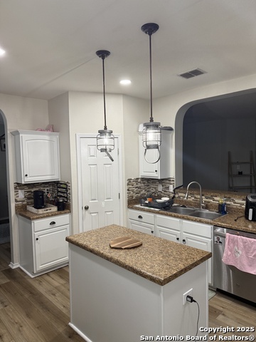 10115 Caspian Ledge Property Photo 7