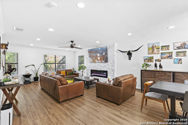 13423 Forum Property Photo 1
