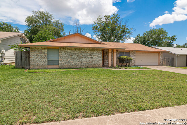 11154 El Sendero