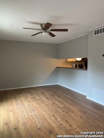 5010 Arbor Ridge Dr Property Photo 6