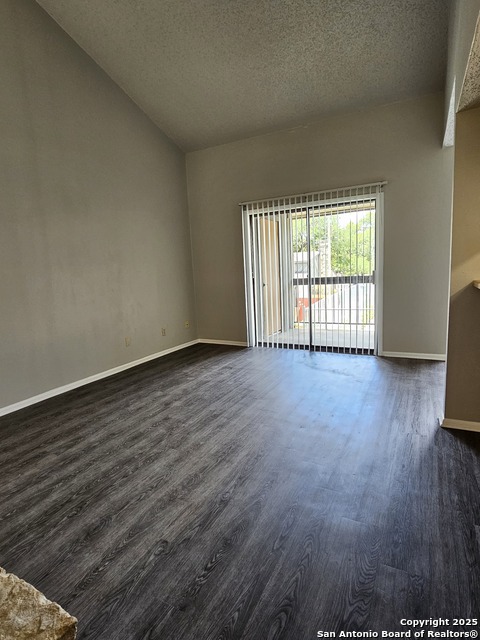 3843 Barrington Dr Property Photo 1