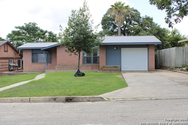 922 Linda Lou Dr Property Photo 1