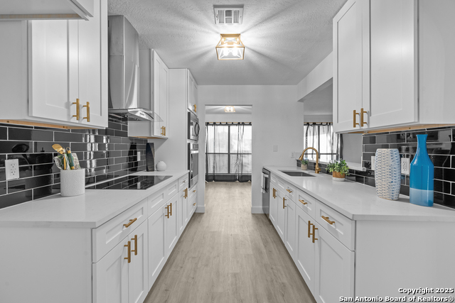13422 Marceline Property Photo 1