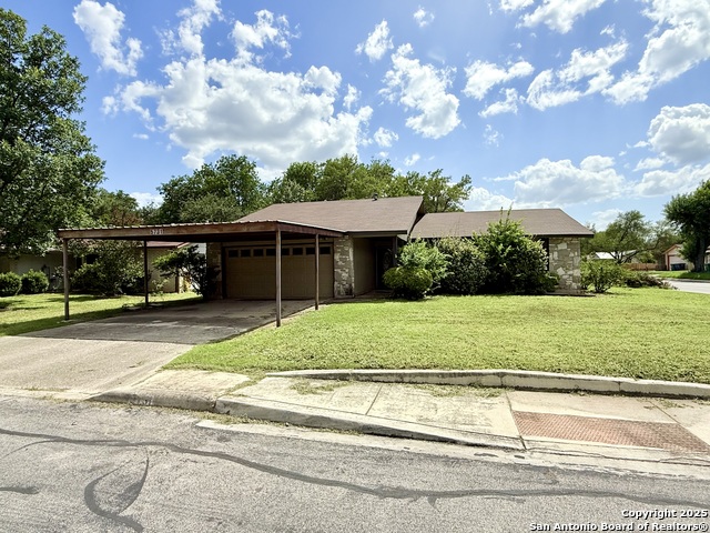 5731 Timber Bend Property Photo 1