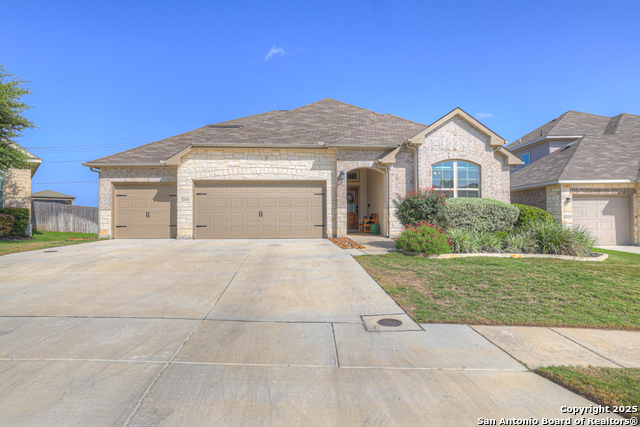 3214 Roan Property Photo 1
