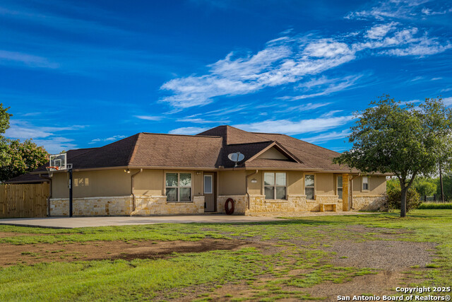 2387 Fm 537 Property Photo 3