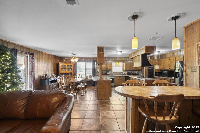 311 Indian Pink Property Photo 9