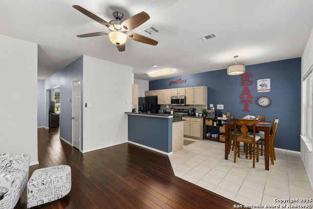 7119 Snowden Crst Property Photo 14