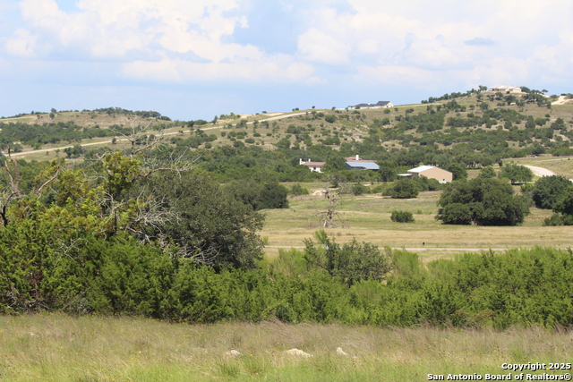 239 Flickering Sky Circle Property Photo 11
