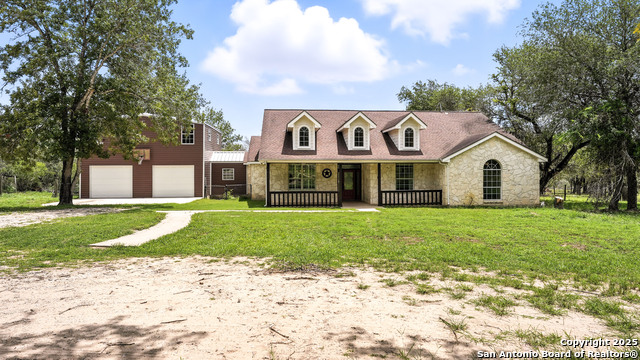 1435 Meadow Glen Property Photo 1