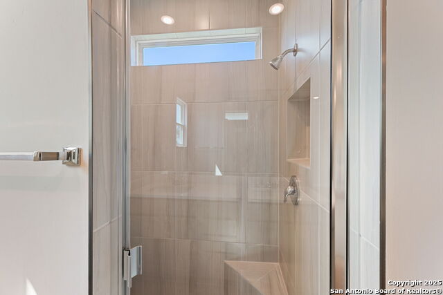 743 Langston Ln Property Photo 17