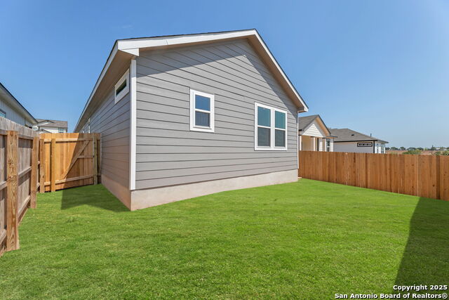743 Langston Ln Property Photo 33