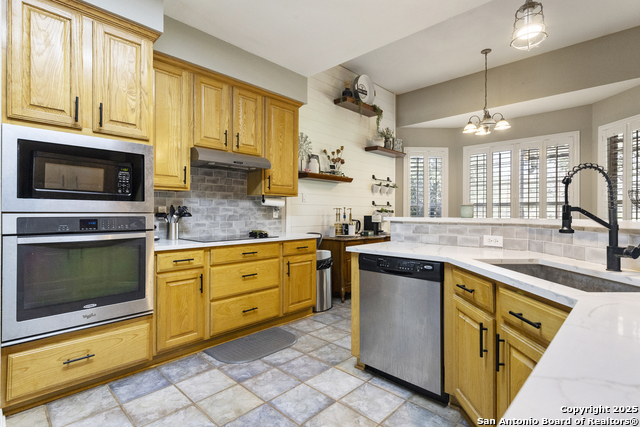 1732 Continental Property Photo 8