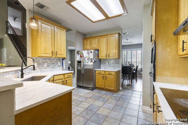 1732 Continental Property Photo 9