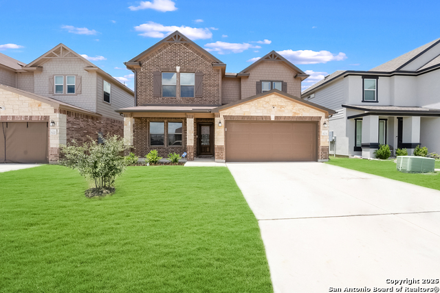 523 Muscari Property Photo 1