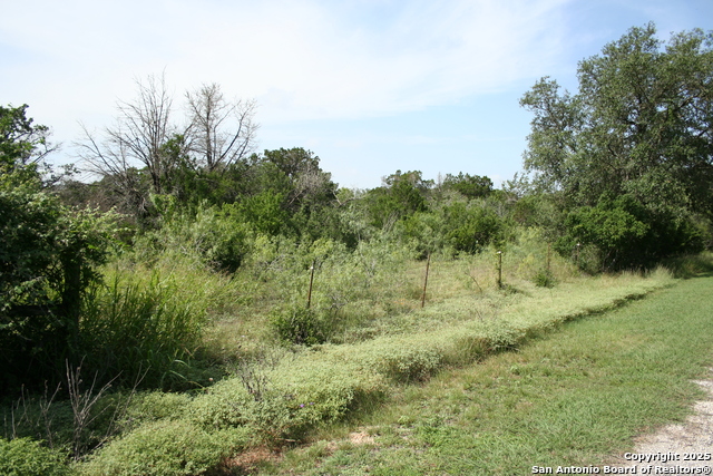 28028 Old Windmill Rd Property Photo 2