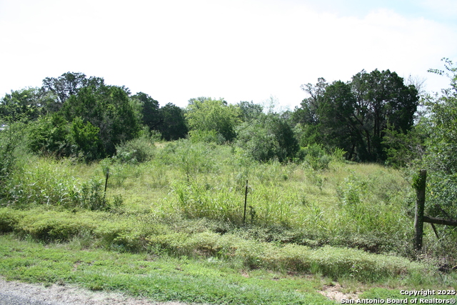 28028 Old Windmill Rd Property Photo 5