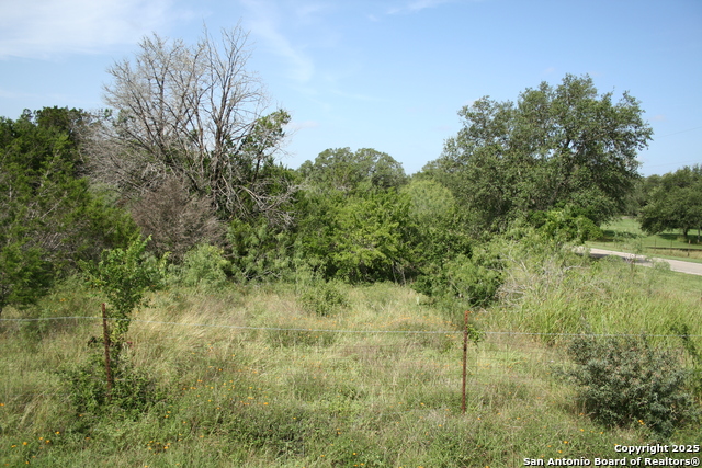 28028 Old Windmill Rd Property Photo 6
