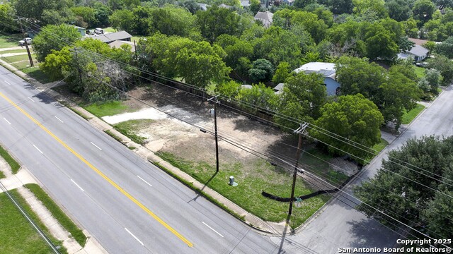 506 Clover Property Photo 7
