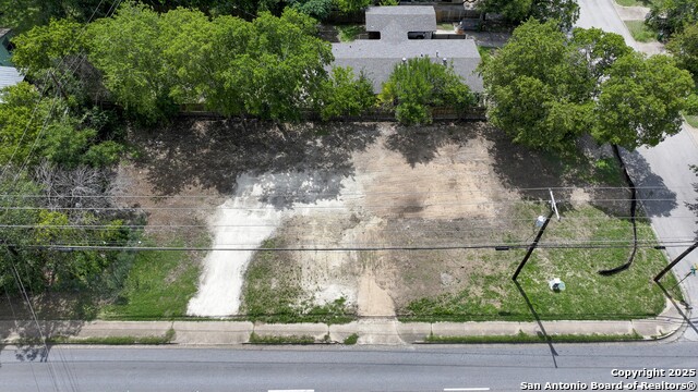 506 Clover Property Photo 8