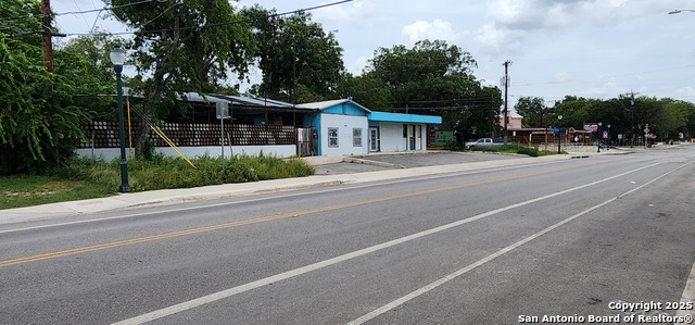 2909 N Saint Marys Property Photo 1