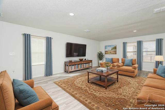 10602 Hunters Pond Property Photo 1